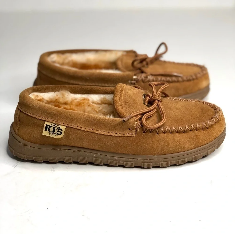 Rj’s fuzzies sheepskin